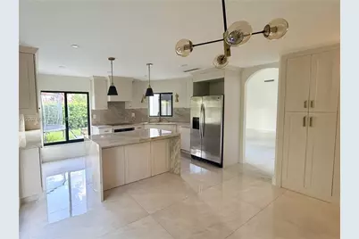 470 SW 88th Pl E, Miami, FL 33174 - Photo 7