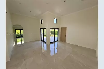 470 SW 88th Pl E, Miami, FL 33174 - Photo 3