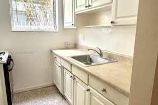1770 Meridian Ave, Miami Beach, FL 33139 - Photo 5