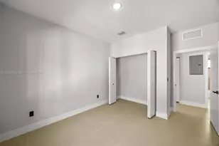 601 NW 3rd Ave, Hallandale Beach, FL 33009 - Photo 9