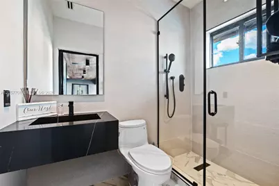 16431 NE 34th Ave, North Miami Beach, FL 33160 - Photo 37