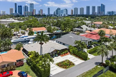 16431 NE 34th Ave, North Miami Beach, FL 33160 - Photo 51