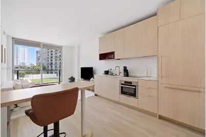 90 NE 32nd St #811, Miami, FL 33137 - Photo 13