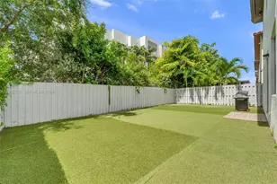 10204 NW 86th St, Doral, FL 33178 - Photo 29