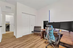 10204 NW 86th St, Doral, FL 33178 - Photo 59