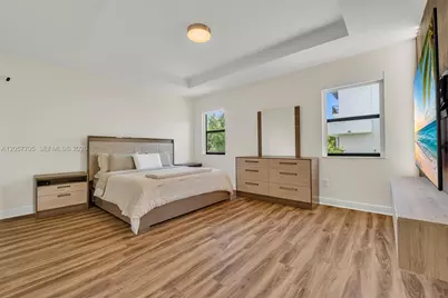 10204 NW 86th St, Doral, FL 33178 - Photo 35