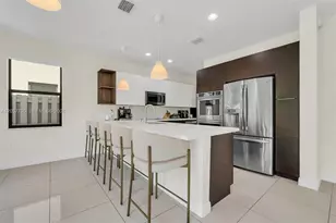 10204 NW 86th St, Doral, FL 33178 - Photo 21
