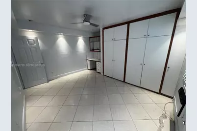 640 Pennsylvania Ave #10, Miami Beach, FL 33139 - Photo 29