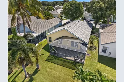 9313 Arborwood Cir, Davie, FL 33328 - Photo 17