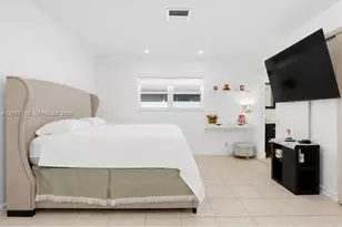 5001 Madison St, Hollywood, FL 33021 - Photo 9