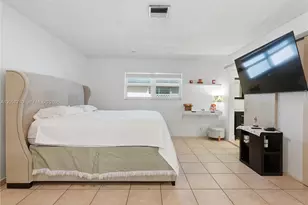 5001 Madison St, Hollywood, FL 33021 - Photo 7