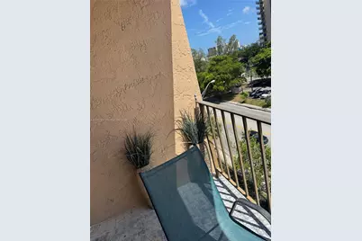 1465 NE 123rd St #609, North Miami, FL 33161 - Photo 9