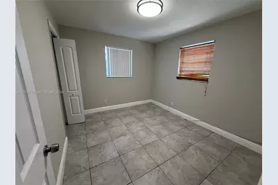 4680 SW 33rd Ave #2, Dania Beach, FL 33312 - Photo 5