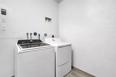 3692 San Simeon Cir, Weston, FL 33331 - Photo 45