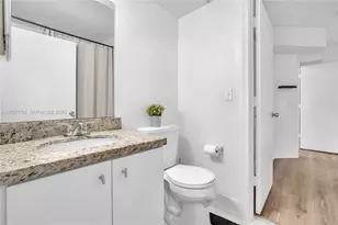 3692 San Simeon Cir, Weston, FL 33331 - Photo 23