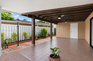 10541 SW 21st Ln, Miami, FL 33165 - Photo 31