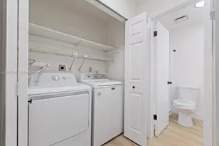 10541 SW 21st Ln, Miami, FL 33165 - Photo 21
