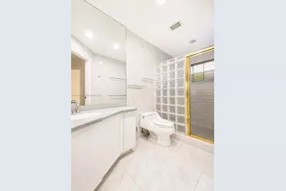 1041 Cedar Falls Dr, Weston, FL 33327 - Photo 21