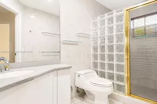 1041 Cedar Falls Dr, Weston, FL 33327 - Photo 21