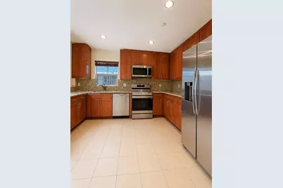 1041 Cedar Falls Dr, Weston, FL 33327 - Photo 9