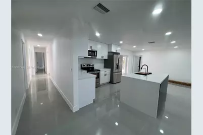 1370 SW 32nd St, Fort Lauderdale, FL 33315 - Photo 9