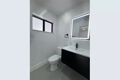 1370 SW 32nd St, Fort Lauderdale, FL 33315 - Photo 15