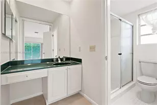 8010 SW 139th Ter, Palmetto Bay, FL 33158 - Photo 13