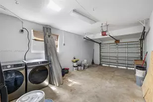 6420 NW 26th St, Sunrise, FL 33313 - Photo 17
