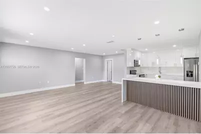 6420 NW 26th St, Sunrise, FL 33313 - Photo 9