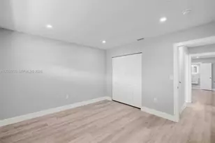 6420 NW 26th St, Sunrise, FL 33313 - Photo 17