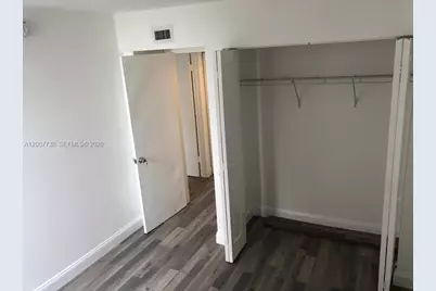 9682 Fontainebleau Blvd #507, Miami, FL 33172 - Photo 13