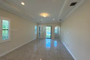455 SW 113th Ln, Pembroke Pines, FL 33025 - Photo 15