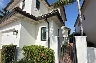 455 SW 113th Ln, Pembroke Pines, FL 33025 - Photo 35