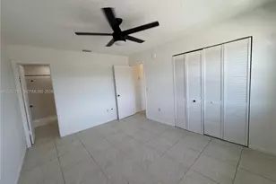 411 NW 100th Pl, Pembroke Pines, FL 33024 - Photo 15