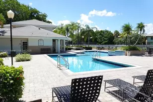 9777 Westview Dr, Coral Springs, FL 33076 - Photo 3
