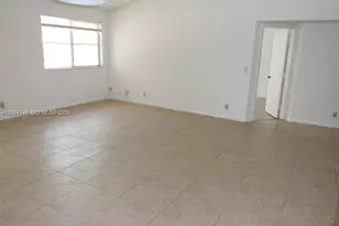 9777 Westview Dr, Coral Springs, FL 33076 - Photo 17