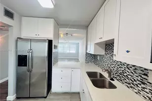 2300 Park Ln, Hollywood, FL 33021 - Photo 9