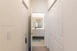 4623 NW 83rd Pkwy, Doral, FL 33166 - Photo 27