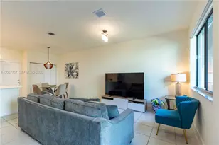 4623 NW 83rd Pkwy, Doral, FL 33166 - Photo 5