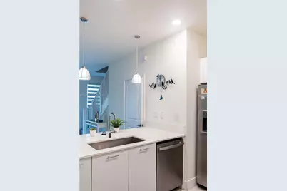 4623 NW 83rd Pkwy, Doral, FL 33166 - Photo 13