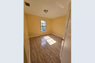 311 NW 97th St #311, Miami, FL 33150 - Photo 7
