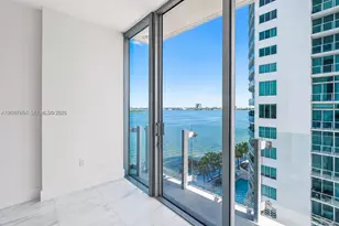 700 NE 26th Terrace, Miami, FL 33137 - Photo 7