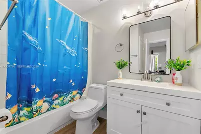 5550 S Lakewood Cir S #B, Margate, FL 33063 - Photo 11