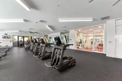 4733 NW 83rd Pkwy, Doral, FL 33166 - Photo 35
