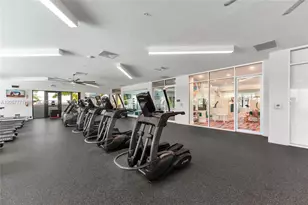 4733 NW 83rd Pkwy, Doral, FL 33166 - Photo 35