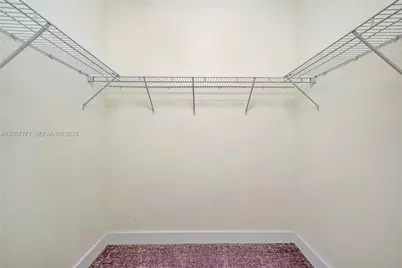 4733 NW 83rd Pkwy, Doral, FL 33166 - Photo 15
