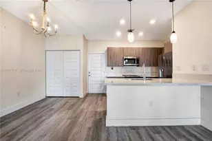 4733 NW 83rd Pkwy, Doral, FL 33166 - Photo 7