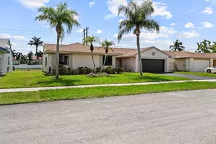 600 Fairfax Ave, Davie, FL 33325 - Photo 3