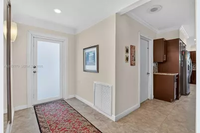 731 NW 4th Ct, Boca Raton, FL 33432 - Photo 9