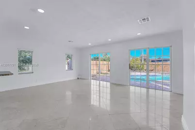 2005 N 36th Ave, Hollywood, FL 33021 - Photo 9